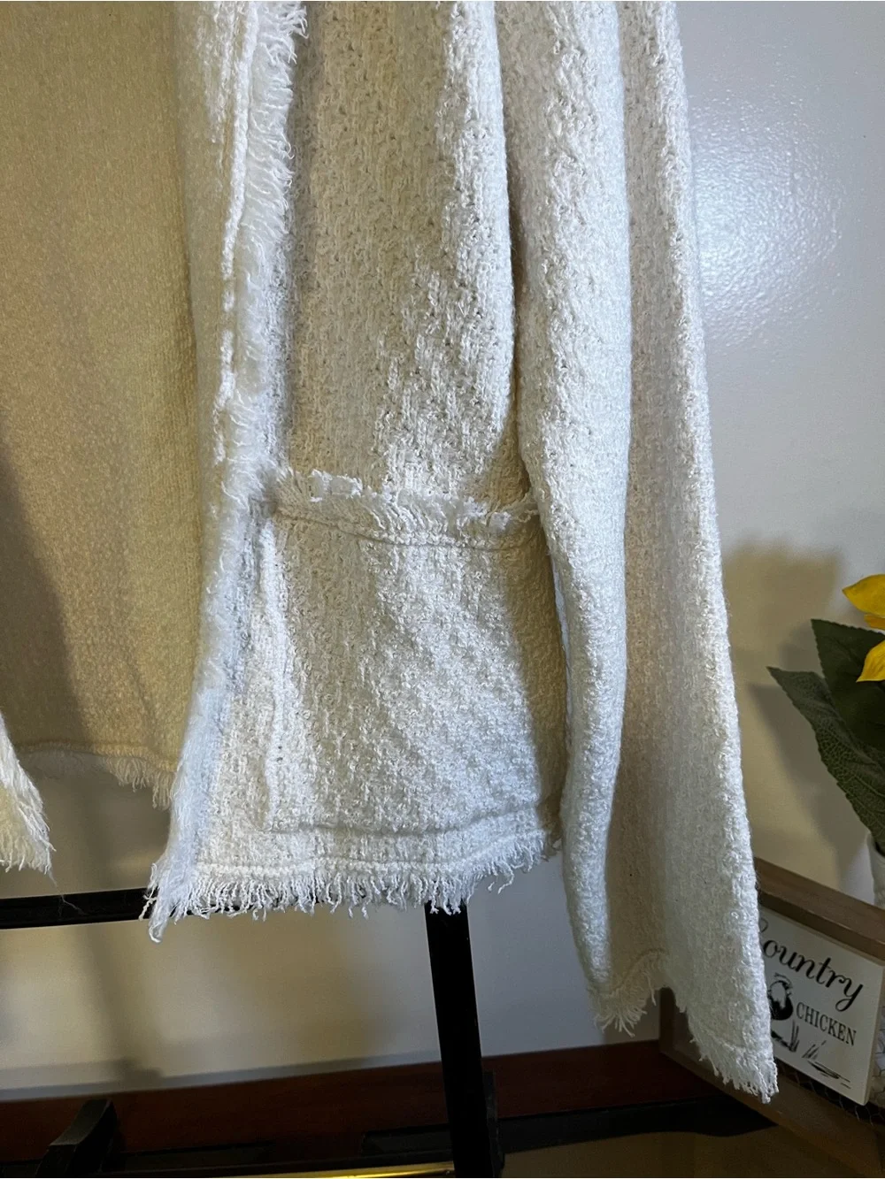 Divided by H&M Cream Bouclé Fringe Open Front Cardigan Sweater size M NWT